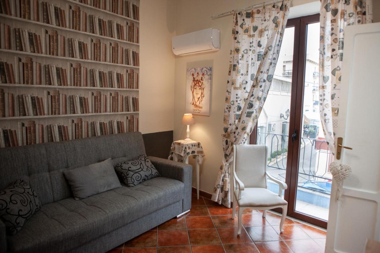 Casa Vacanze Terrasini Duomo Extérieur photo